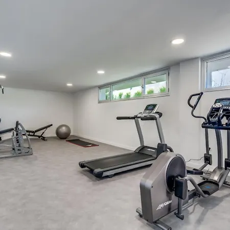 Elegant With Valley Views, Pool & Gym In Oceana Gardens Apartament *